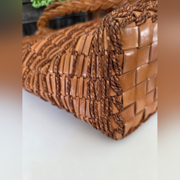 Monsac Original Y2K Era Woven Leather Tote/Braided Handle/Boho Chic/Tan Leather - Picture 13 of 16